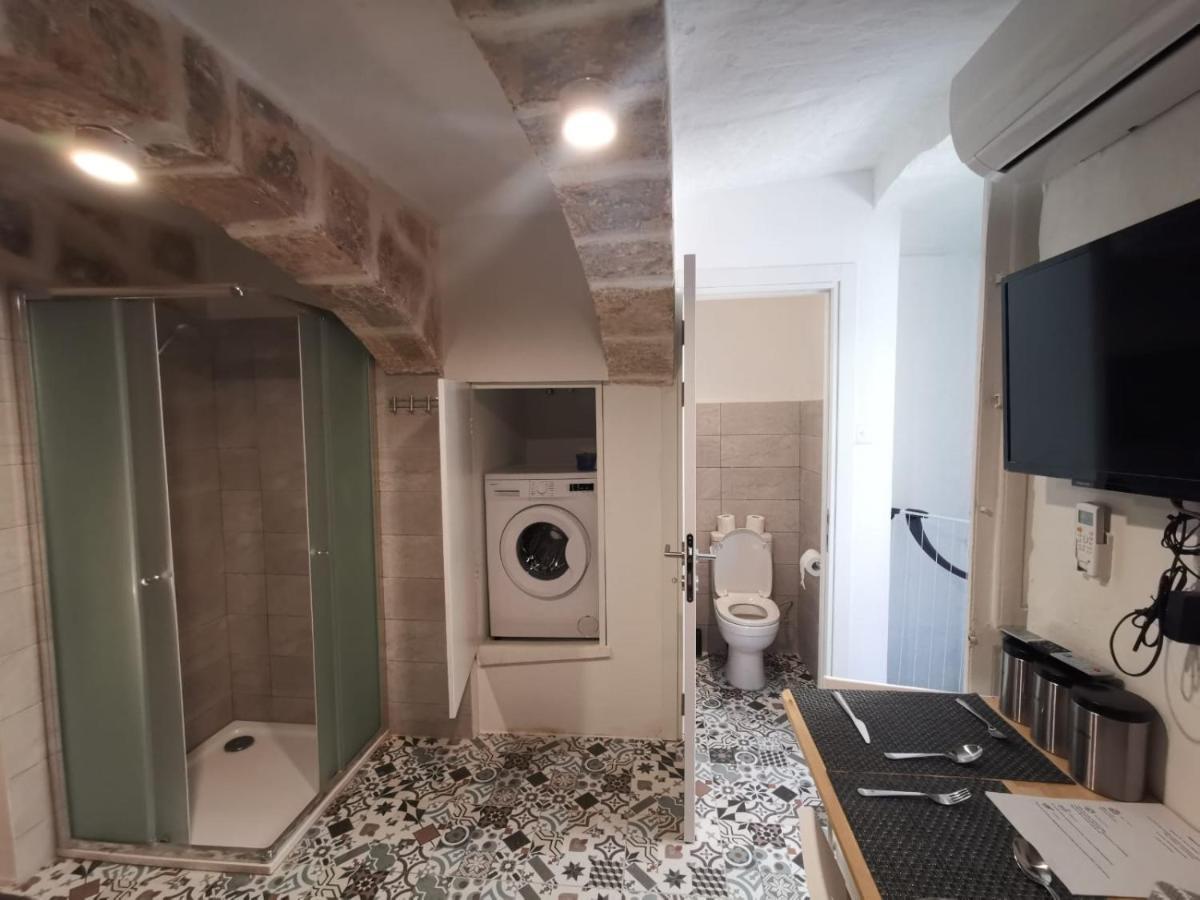 Studio Apartment In Valletta Zewnętrze zdjęcie
